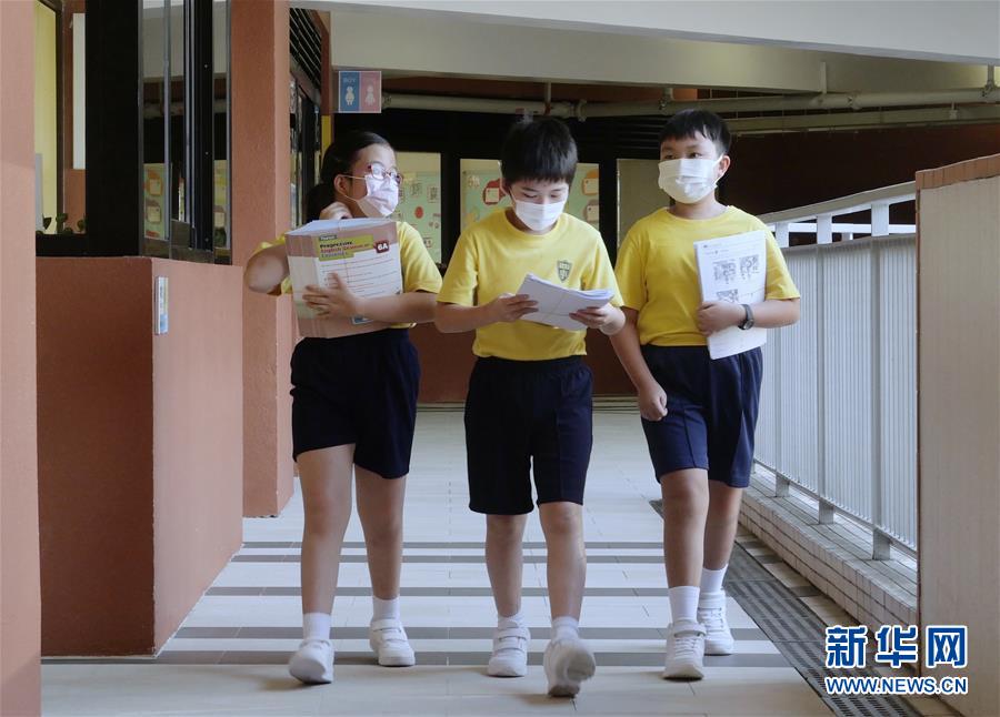 “上学好开心”——香港在防疫常态化下迎接新学年