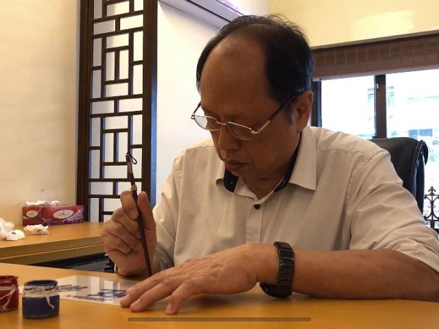 最后的香港小巴牌手写艺人