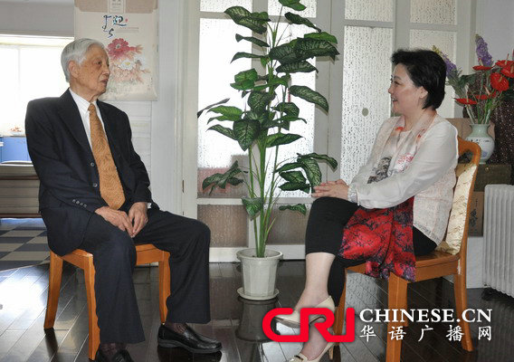 《CRI会客厅》反法西斯战争胜利70周年系列访谈《古城·战事·家书》：火线排长 智者少将——专访中国远征军上尉王楚英