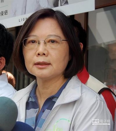 台湾学者批蔡英文版“执政联盟”比陈水扁更空泛 台湾学者批蔡英文版“执政联盟”比陈水扁更空泛