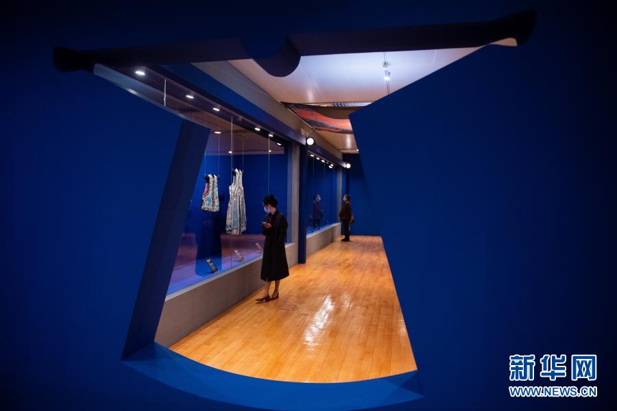 澳门举办“一代昭度──故宫博物院藏清代帝后服饰展”