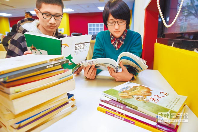 各国王室争相学中文 台湾竟为学几篇古诗文争论不休