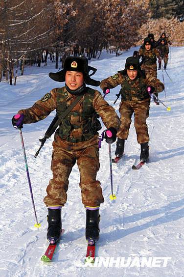 军人为什么要滑雪