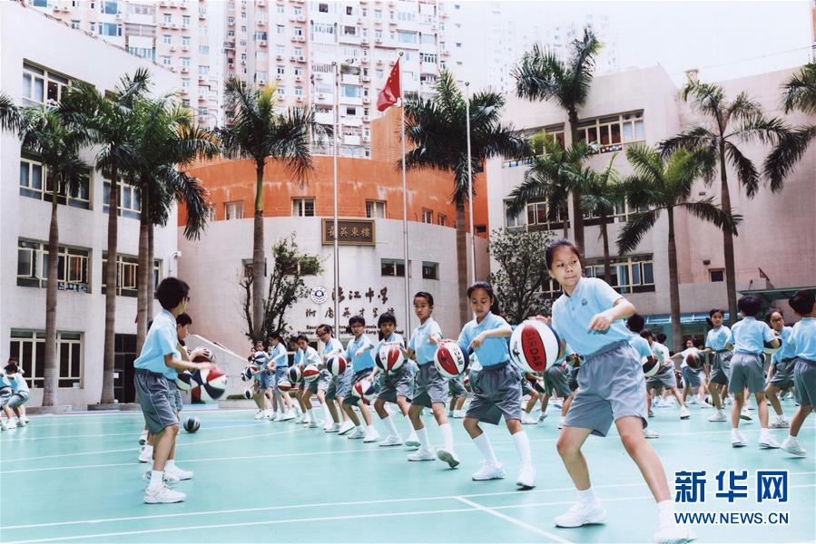 习近平给澳门濠江中学附属英才学校小朋友们的回信（全文）