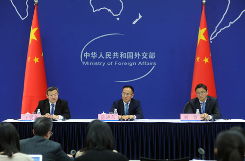 外交部就李克强总理出席东亚合作领导人系列会议并访问菲律宾举行中外媒体吹风会