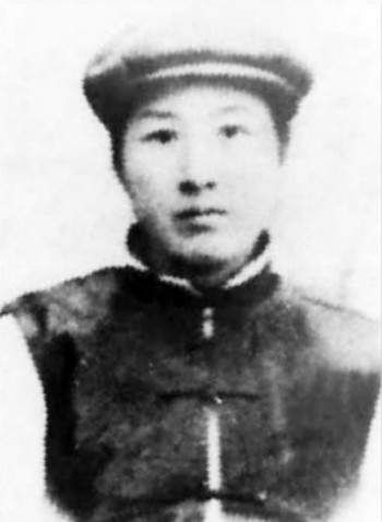 秋瑾男装照