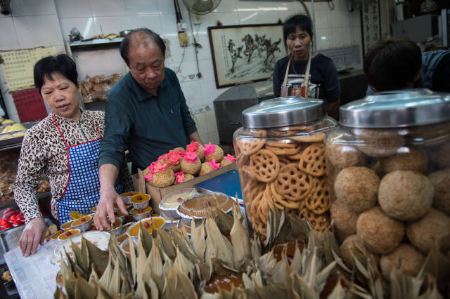 油、面、糖：自制春節(jié)零食里的懷舊“年味兒”