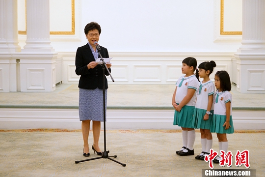 彭丽媛教授给香港三名小朋友回信 勉励他们努力学习 健康成长