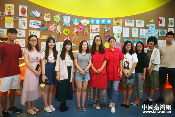 台湾青年在北京 古老或现代都可容纳她们的梦想