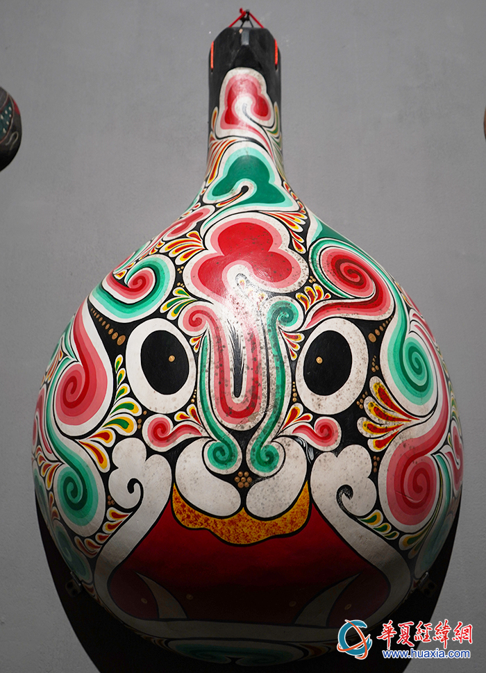 陕西传统特色手工艺品：宝鸡(马勺)社火脸谱