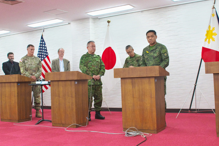 面向南海！美国在菲律宾军事基地将增至9个，有何盘算？