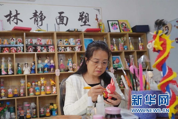面塑生“花” 老手艺焕发新活力