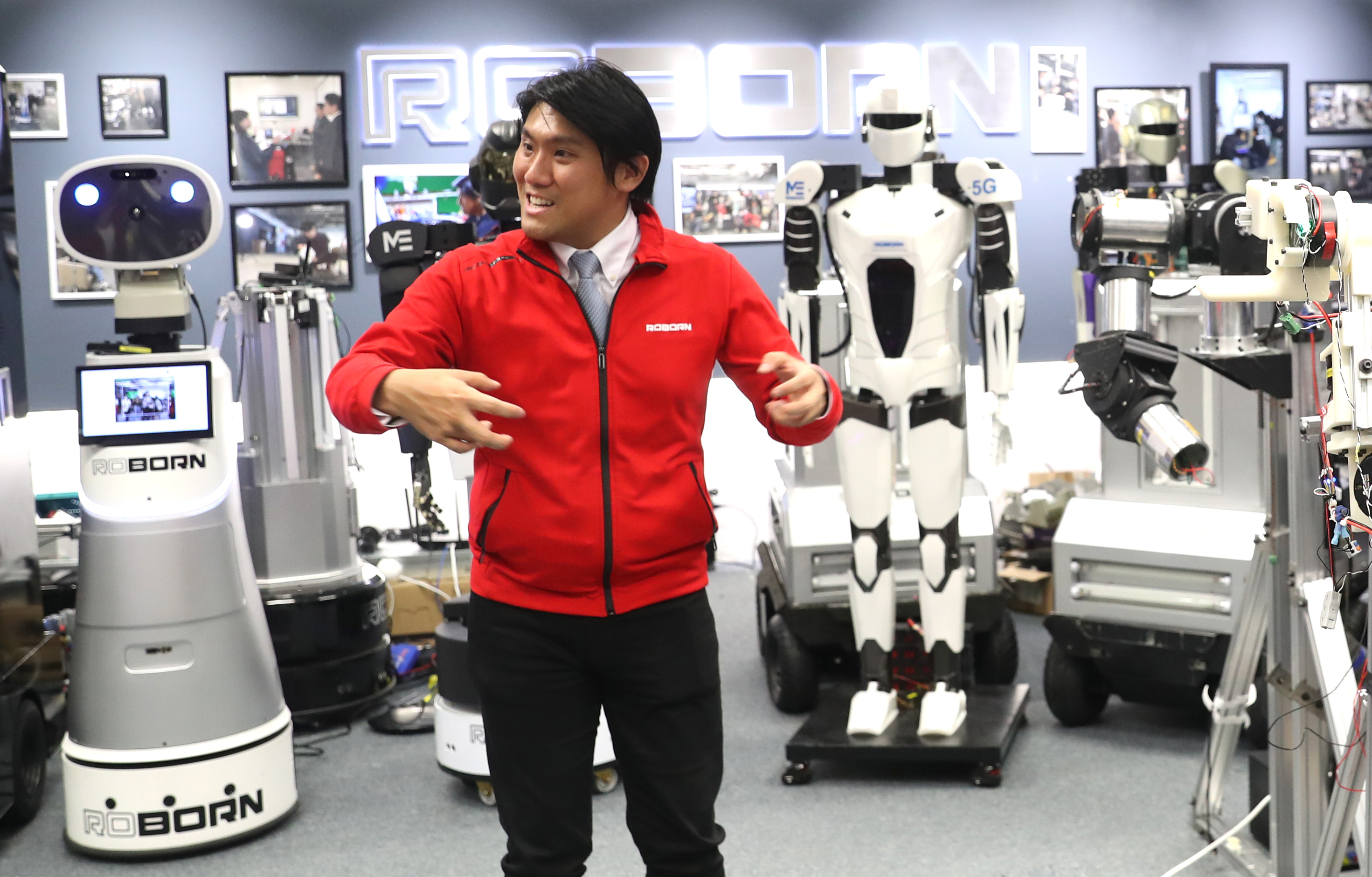 光影十年绘新篇丨紫荆花开绽芳华 光影十年绘新篇丨紫荆花开绽芳华