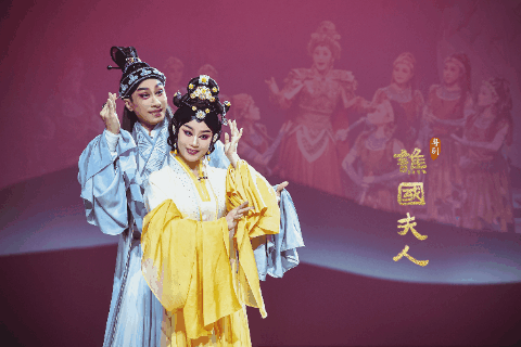 看年轻人怎么玩转“国潮”？