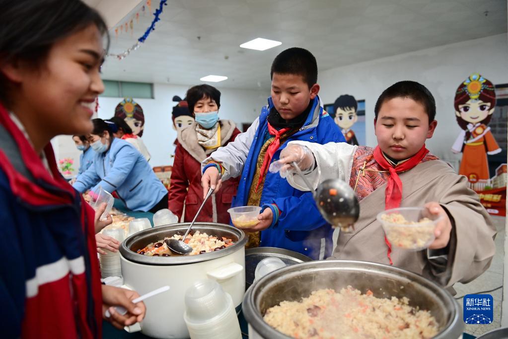 西安：汉藏学生共庆藏历新年