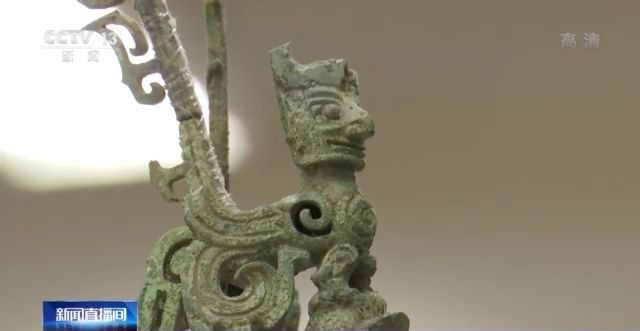 三星堆神树再上新 3号坑神树已出土