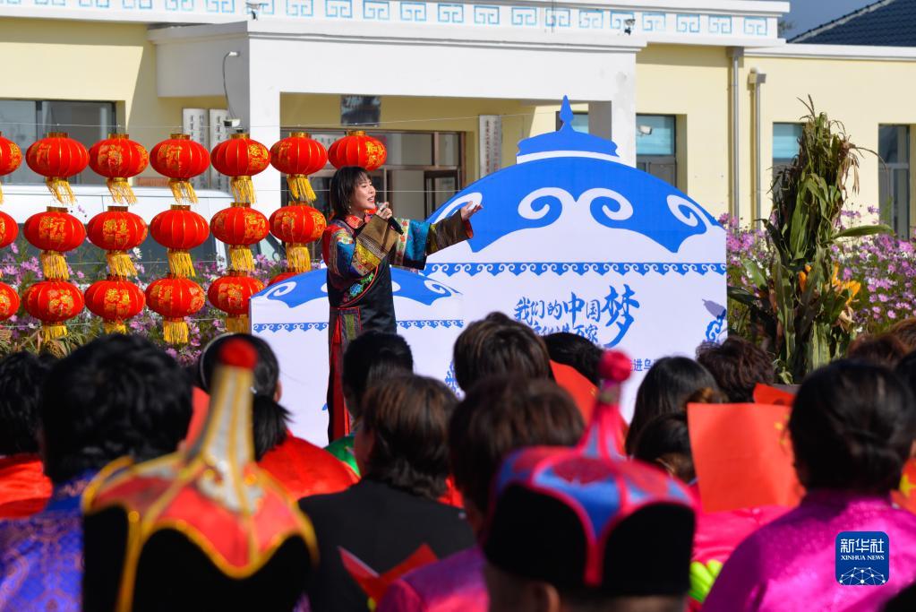 “广泛凝聚中华民族一切智慧和力量”——以习近平同志为核心的党中央关心统一战线工作纪实
