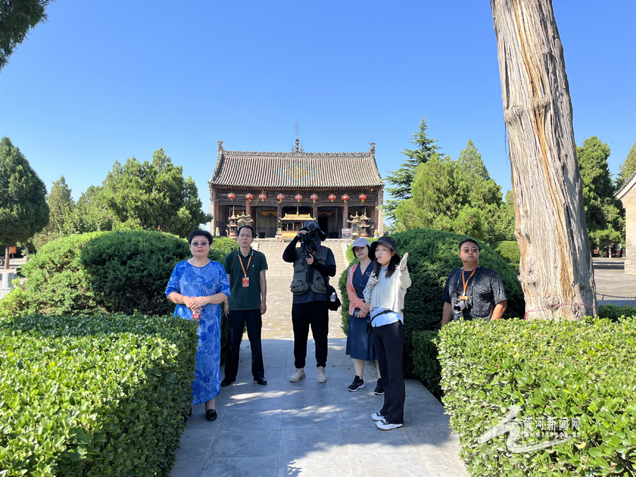 祭一份心愿于后土 取一把圣土回臺灣