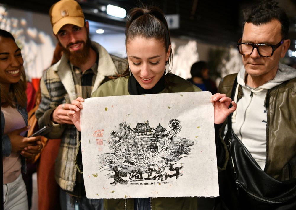 在佛罗伦萨拓印木版年画——当意大利国际展会遇见中国传统手工技艺