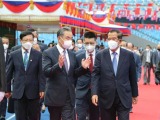 中柬隆重举行援柬体育场项目交接仪式