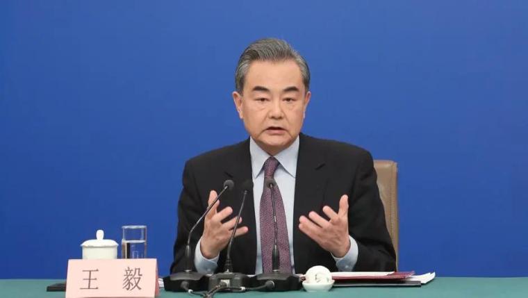 王毅应约同美国国务卿布林肯通电话