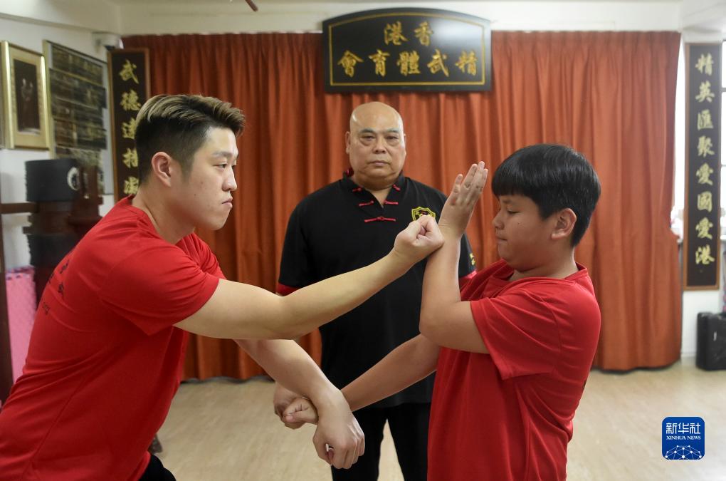 精武没有“门”：香港武术团体的百年侠义传奇
