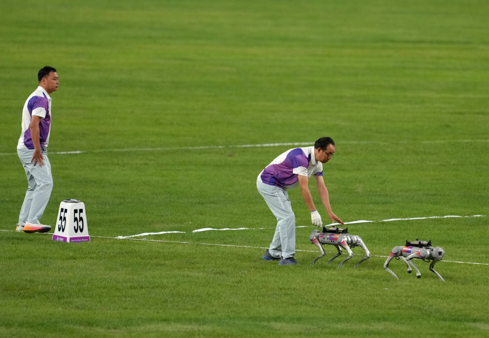 智能仿生手、“机器小狗”……一起认识杭州亚残运会上的科技宝藏 智能仿生手、“机器小狗”……一起认识杭州亚残运会上的科技宝藏