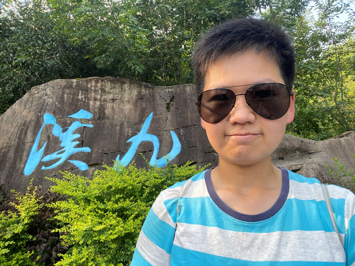 中秋钱塘，碧海潮生
