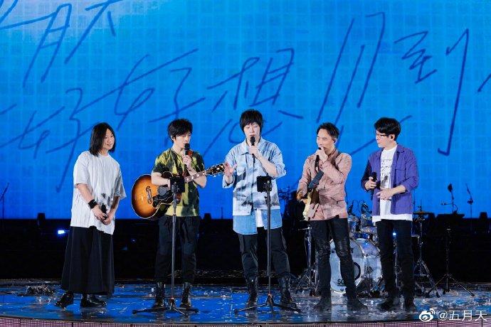 台湾歌手轮番登“陆”开唱 近百场大型演唱会正启动……