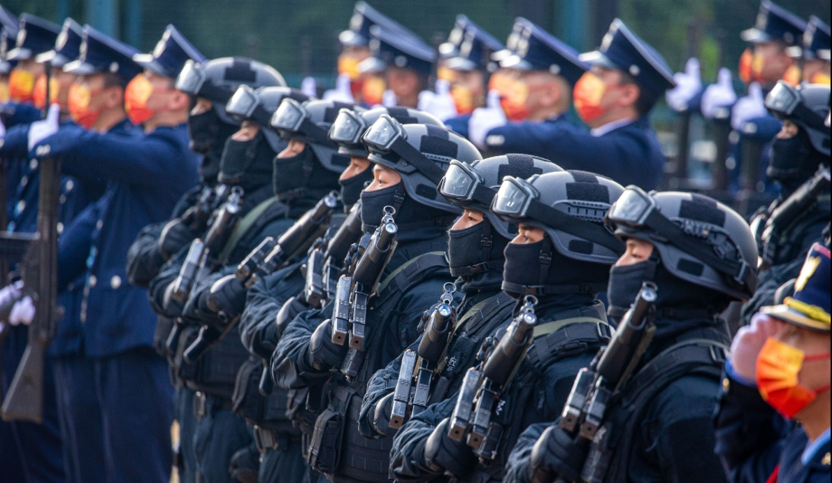 澳门举行升旗和检阅仪式庆祝中国人民警察节 澳门举行升旗和检阅仪式庆祝中国人民警察节