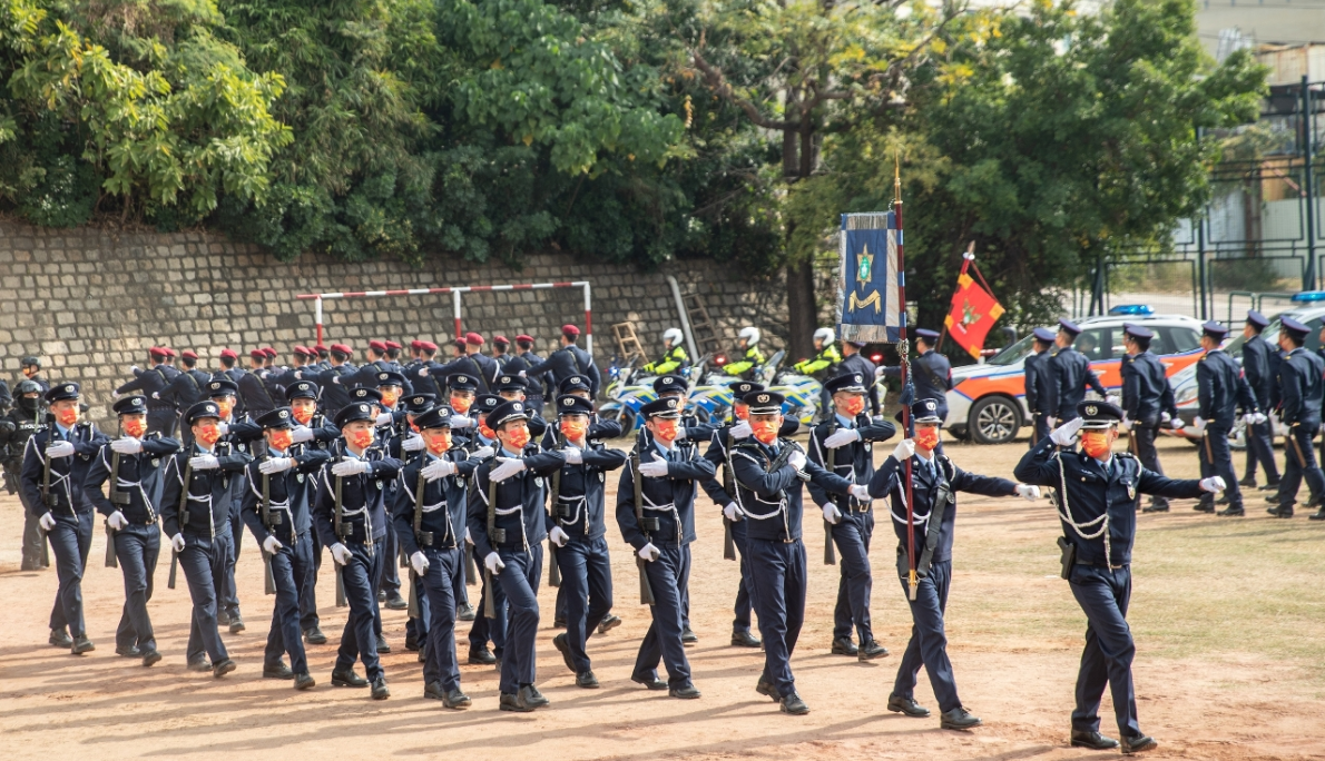 澳门举行升旗和检阅仪式庆祝中国人民警察节 澳门举行升旗和检阅仪式庆祝中国人民警察节