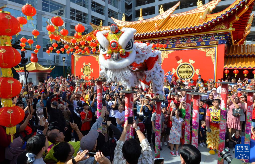 多國新春活動精彩紛呈 中國文化海外綻放光芒 多國新春活動精彩紛呈 中國文化海外綻放光芒