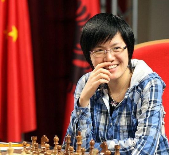 侯逸凡： 从“四冠棋后”到“职场小白”