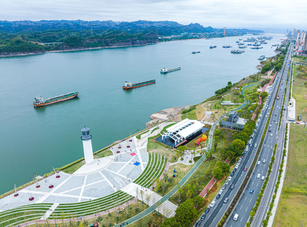 大江焕新颜——人文经济学视野下的长江经济带高质量发展观察