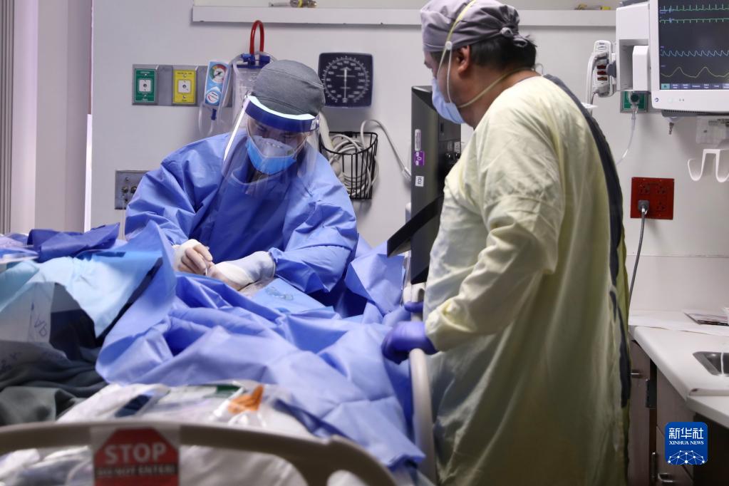 约翰斯·霍普金斯大学：全球累计新冠死亡病例超500万例