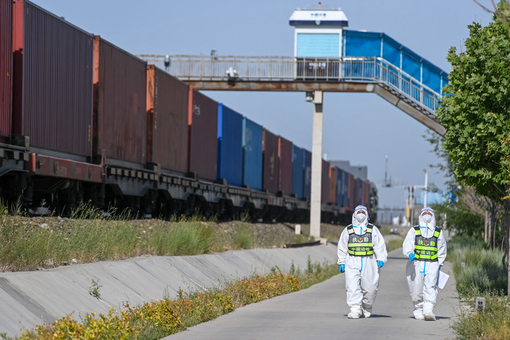 通关忙 韧性足 潜力大——陆路口岸见证“一带一路”经贸合作走深走实