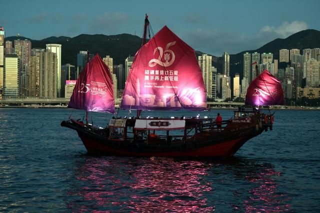 一位台湾同胞看香港回归以及台湾的未来