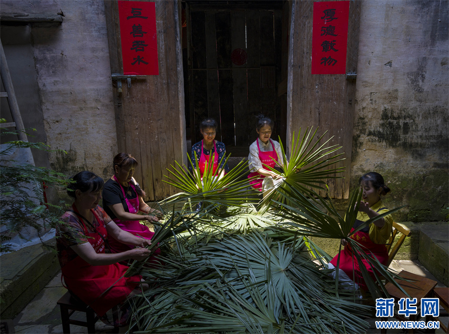 千年古鎮(zhèn)慶端午