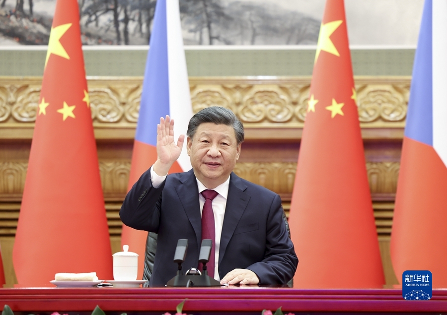 習近平同捷克總統澤曼舉行視頻會晤 習近平同捷克總統澤曼舉行視頻會晤