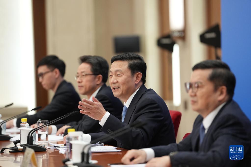 （两会受权发布）全国政协十四届一次会议举行新闻发布会 政协大会定于3月4日下午3时开幕
