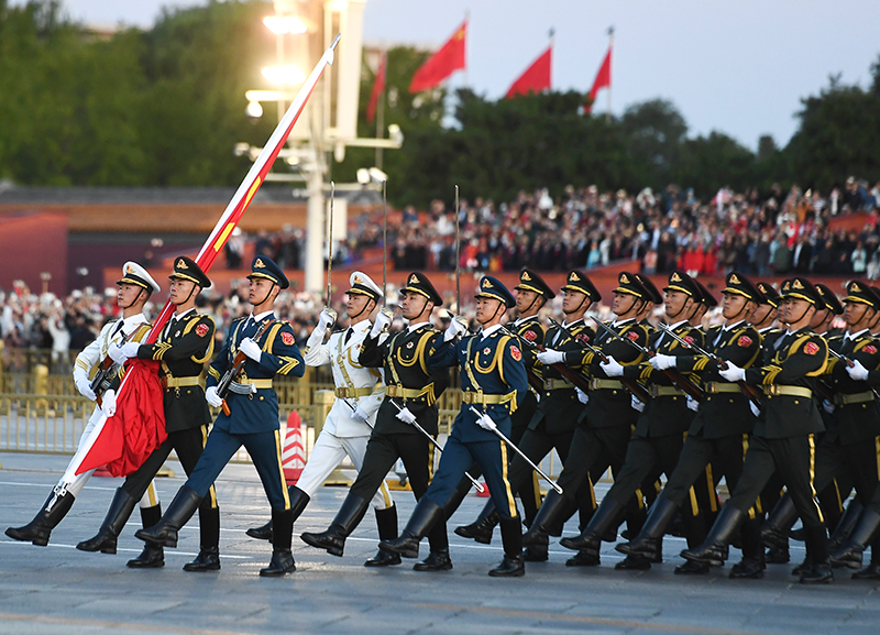 国庆升旗仪式在天安门广场举行
