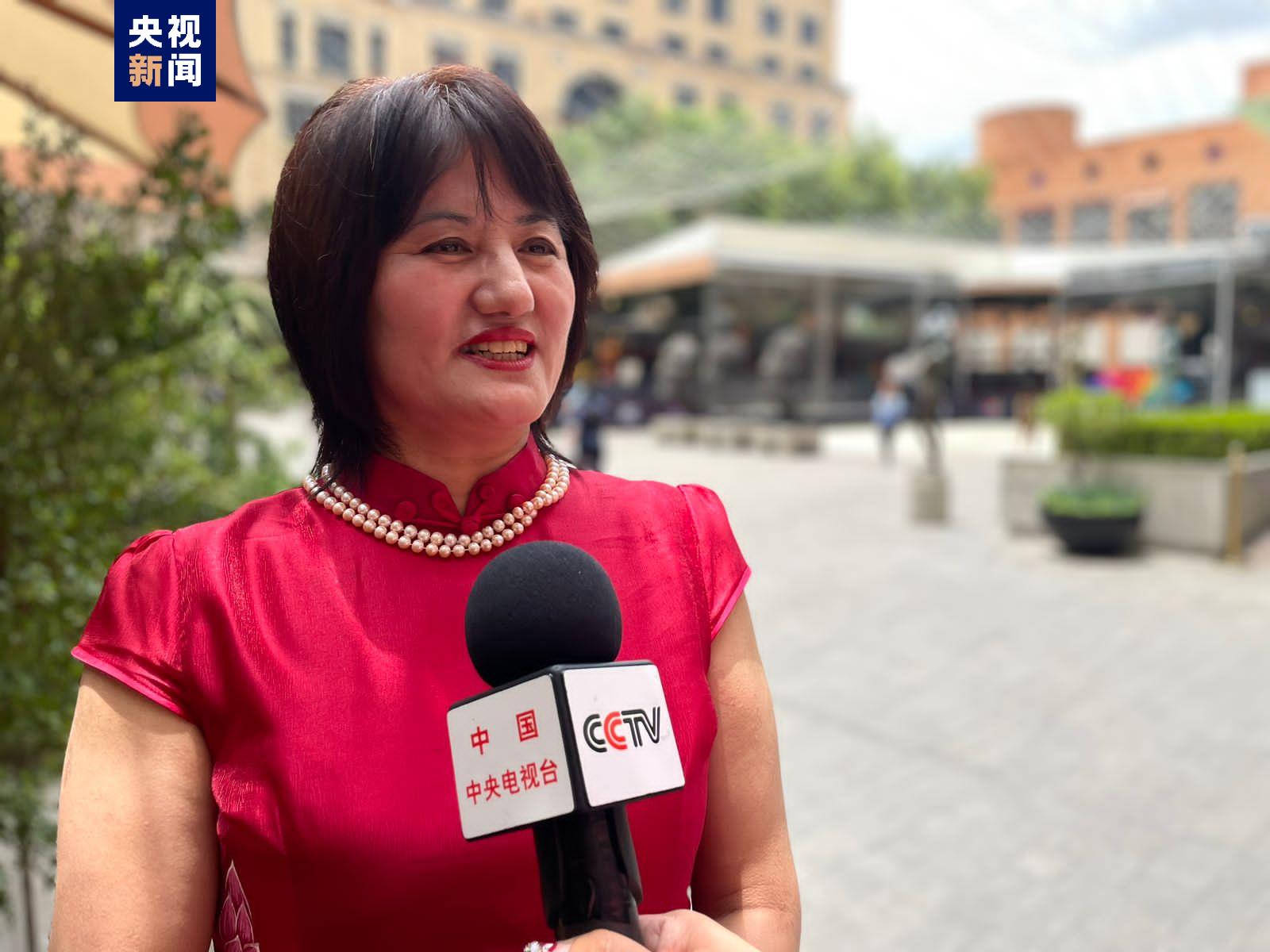总台元宵晚会宣传片亮相南非曼德拉广场